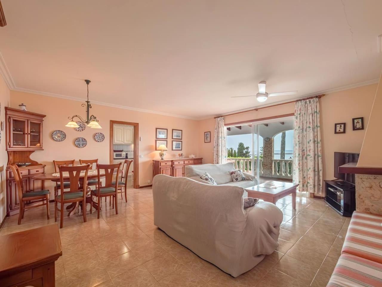Villa Sur Binisafua Buitenkant foto